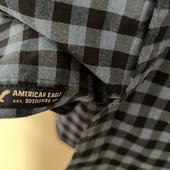 American eagle checkered button down size M classic fit - Picture 8 of 10